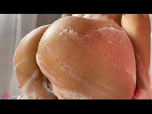 ❤️ Brunette onanerer fisse med vibrator til intens orgasme i brusebad ️❌ Anal video at da.tubsexercom.ru ️❤